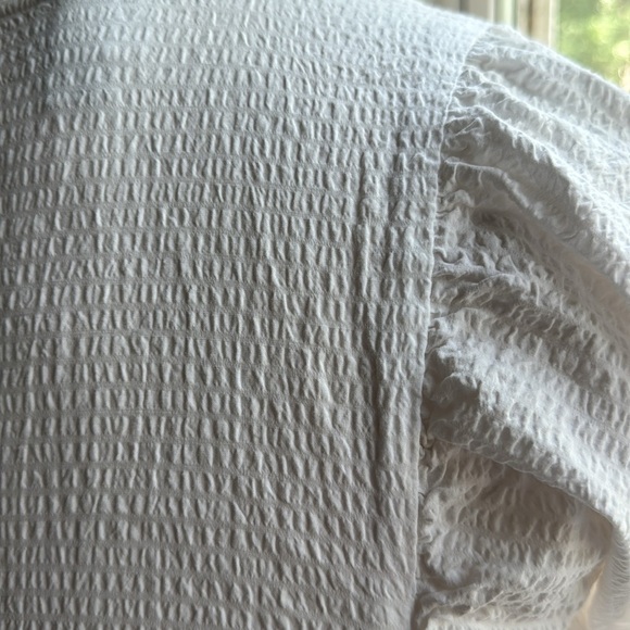 White Dress - Picture 4 of 4